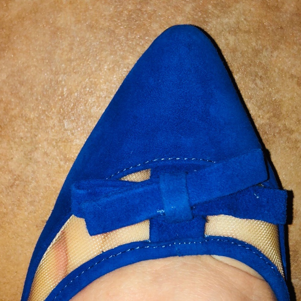 BCBG Ballet Flats - Picture 2 of 3